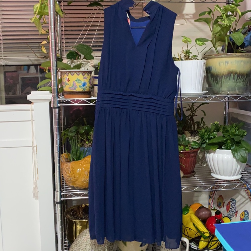 Azalea dress - Picture 2 of 7